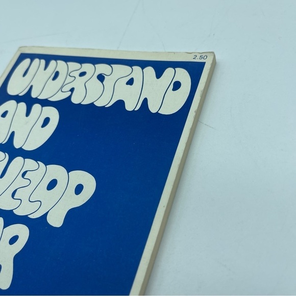 Understand and Develop Your ESP Book 1977 - Picture 3 of 7